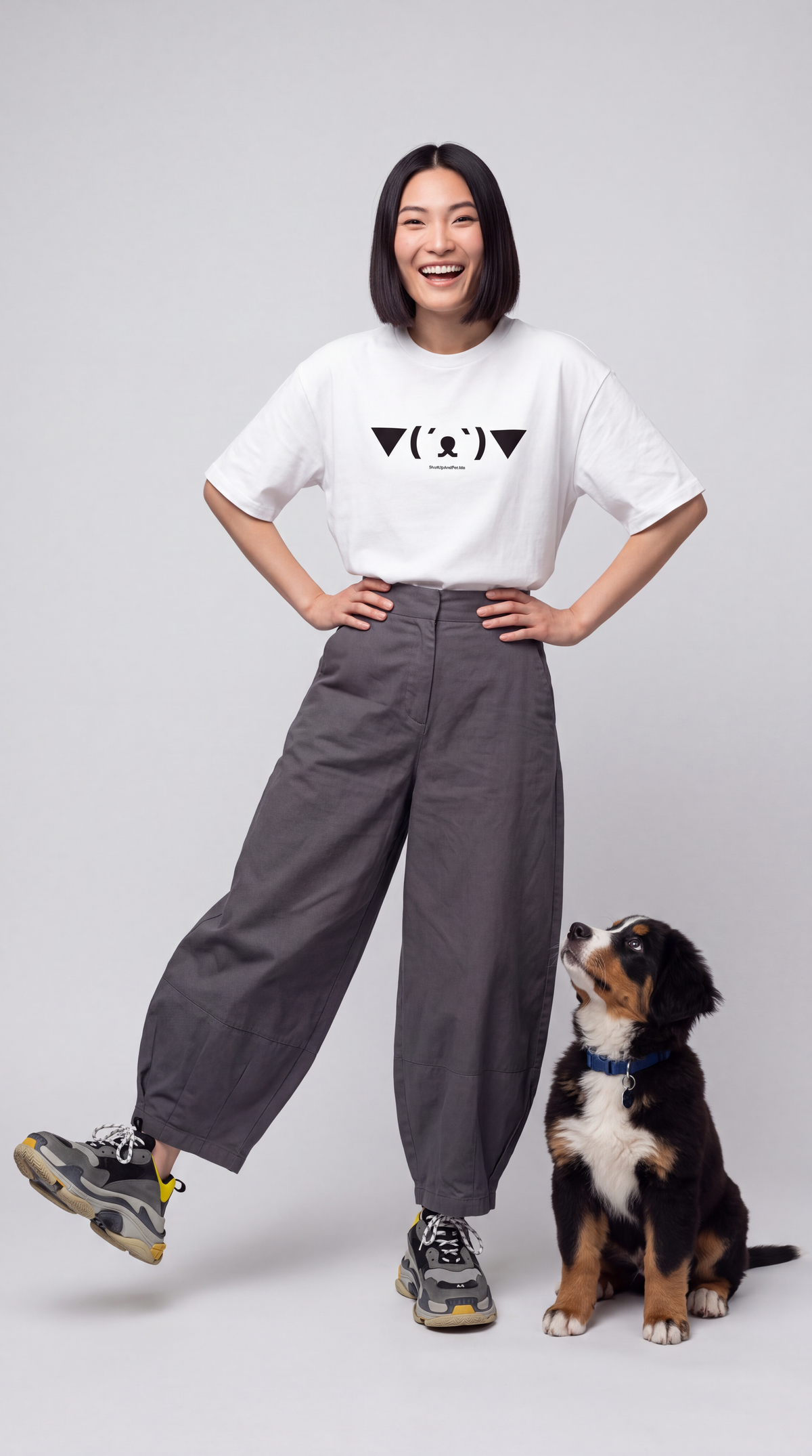 ▼(´ᴥ`)▼ — SUAPM TYPO Collection — White Unisex box tee